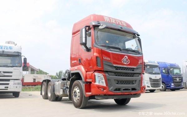 南充市恒辉乘龙H5牵引车成功交付客户