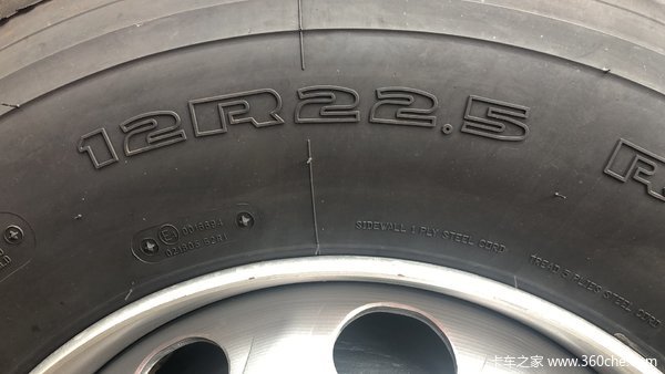 2018款J6L 240 9.7米