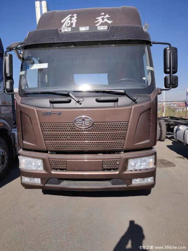 j6l  6.8��  ����