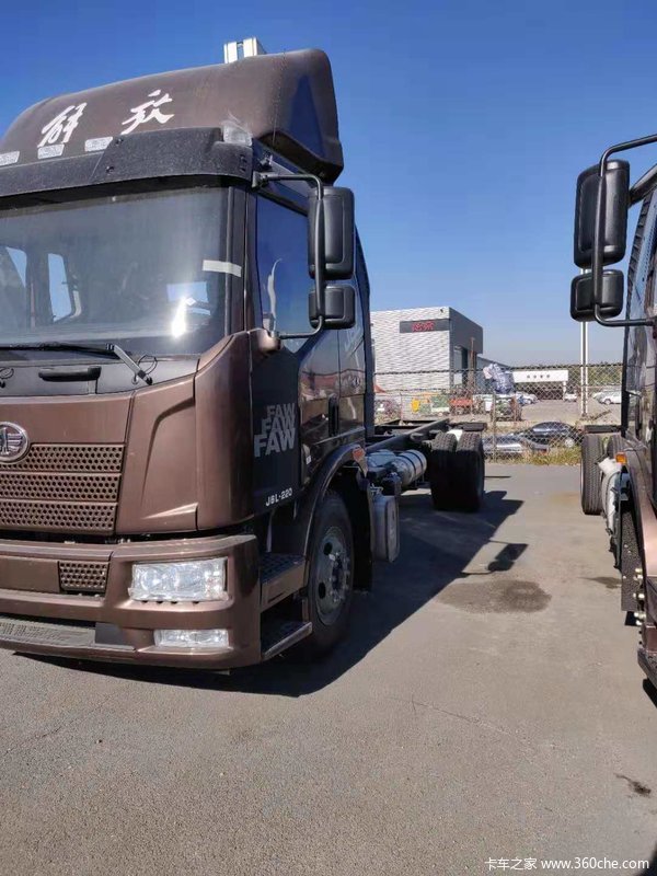 j6l  6.8��  ����