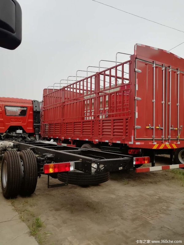 解放J6L 4*2直降5000元