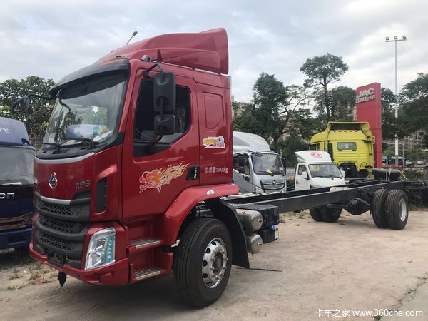 直降1.0万元 深圳乘龙M3载货车促销中