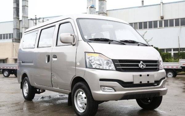 2l封閉貨車 詳情表 車型名稱 長安跨越 v3 2018款 88馬力 5座 1.2l