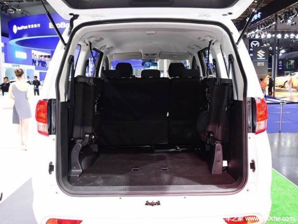 直降0.3万大同睿行S50V封闭货车促销中