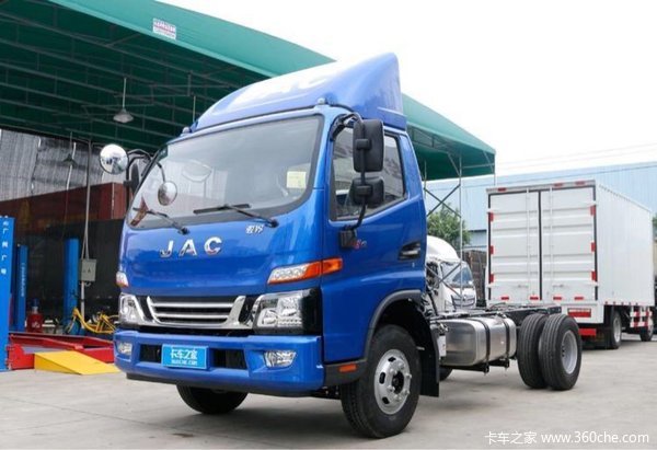 深圳骏铃V6载货车 迎新春让利1.08万元