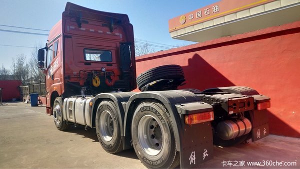 直降0.5万元 德州解放JH6牵引车促销中