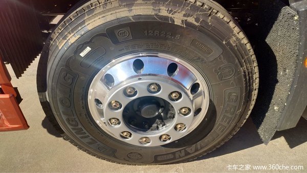 直降0.5万元 德州解放JH6牵引车促销中