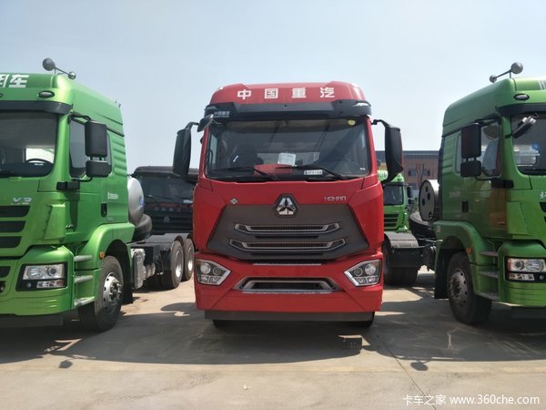 直降3.0万元 重庆豪瀚N7G牵引车促销中