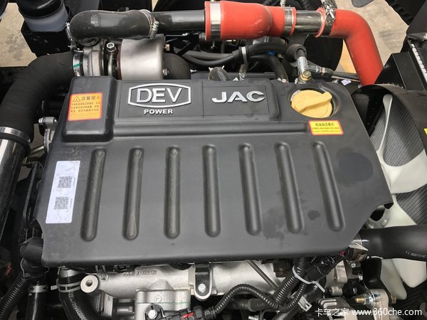 回馈用户 无锡骏铃V5载货车钜惠0.7万元