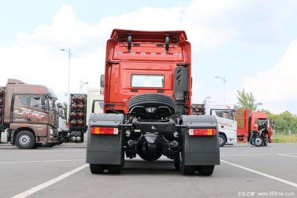 冲刺销量 徐州赛龙解放JH6牵引车31.3万