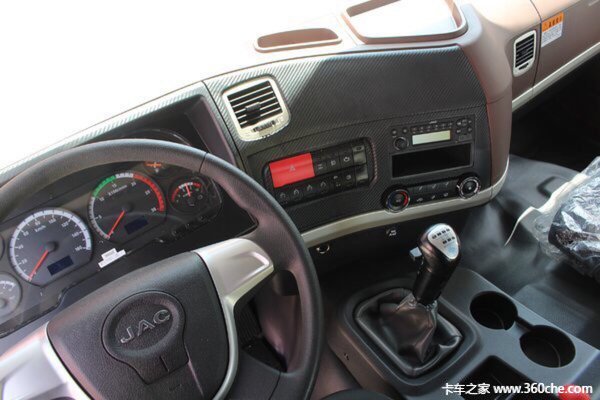 回馈用户 无锡格尔发k5牵引车限时促销