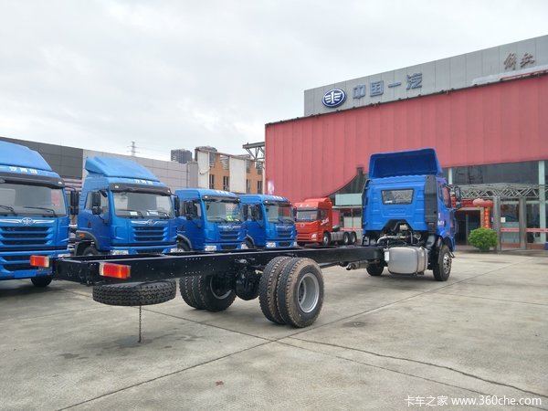 仅15.8万 佛山解放9米6载货车促销中