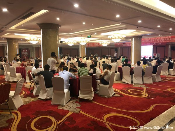 获订单6台 解放轻卡虎VR遵义上市受热捧