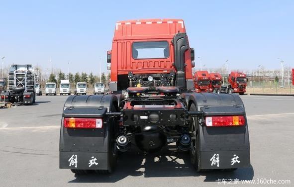 新车到店 泰安解放悍V 375马力牵引车