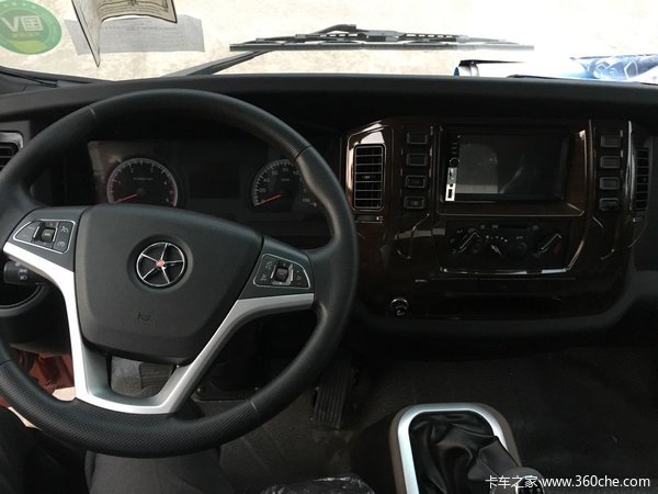 蓝牌无忧 上海大运轻卡配康机售9.28万