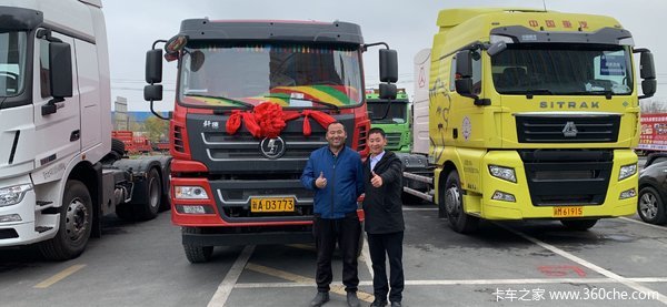 现场交车1台 乌市轩德X6自卸车交付客户