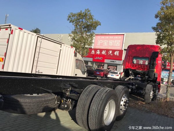 仅售25.88万上海海航格尔发8x2载货促销