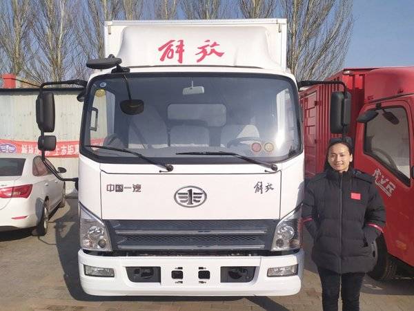 回馈用户 包头虎VH载货车钜惠0.6万元