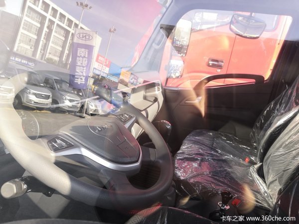 回馈用户 杭州骏铃V6载货车钜惠1.0万元