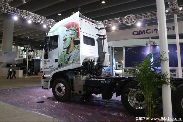 新车优惠 重庆杰狮牵引车仅售28.8万元