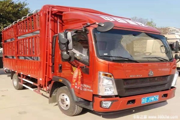 购车1台 华坚汽车城悍将载货车交车仪式