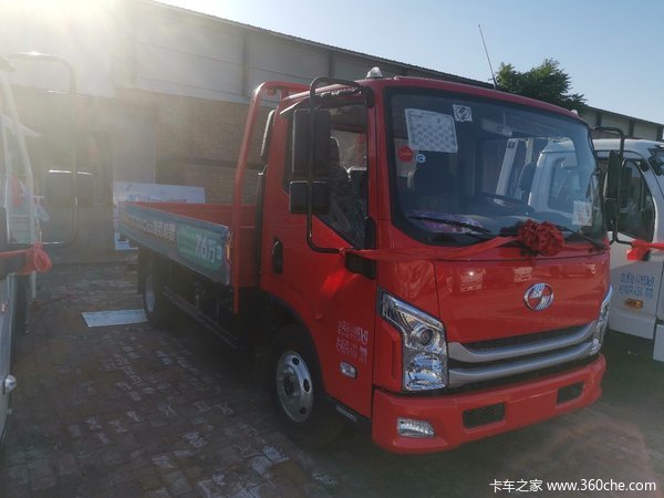 上汽跃进爆款 高端蓝牌轻卡仅售7.6万