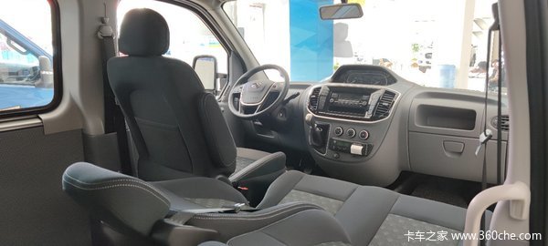 回馈用户杭州大通V80封闭货车钜惠1.0万