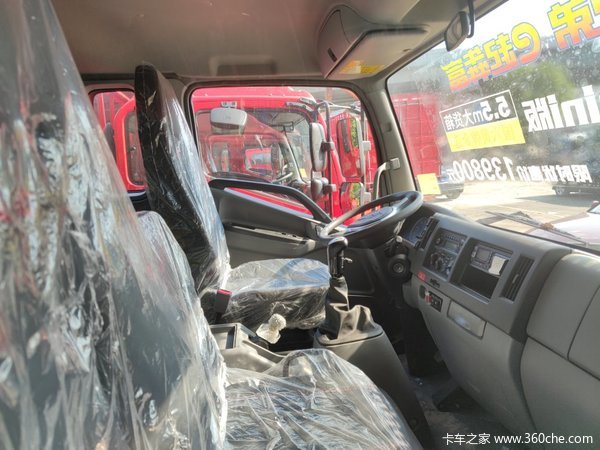 新车到店绍兴德沃斯V8载货仅售13.98万