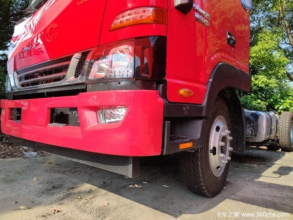 新车到店绍兴德沃斯V8载货仅售13.98万