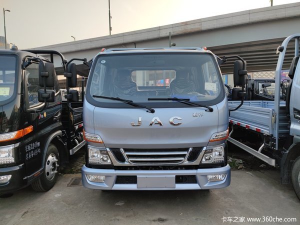 回馈用户绍兴骏铃V5载货车钜惠0.38万