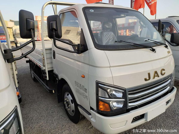 江淮轿卡x7时尚安全感完全能满足需求