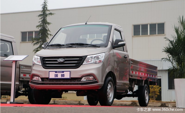 瑞帅f系平板自卸车南充市火热促销中让利高达015万