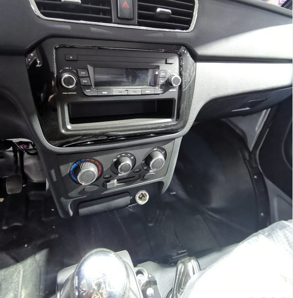 东风小康 D52 2019款 基本型 1.5L 112马力