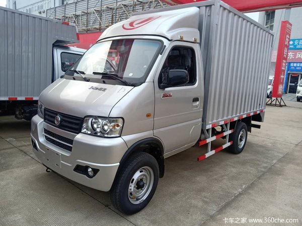 新车到店东风小霸王单面排27厢货仅需44800元