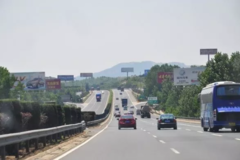 单黄线和双黄线有什么区别? 千万别记错