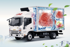 江淮冰博士帅铃配备原厂冷藏厢采用高密封性结构