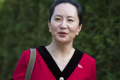 月是故乡明，心安是归途！勇敢不是害怕，而是信念