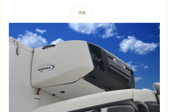 质量标杆——新飞豪沃中卡肉钩冷藏车！