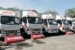 中国 骏铃—是我一生的朋友——一名货车司机，开车二十余年