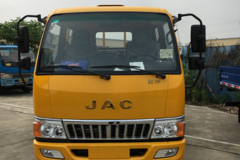 江淮骏铃E3 132马力工程黄双排座到库，欢迎选购！