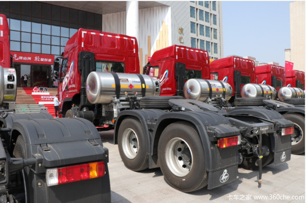 乘龙H7重卡 530马力 6X4 LNG(液缓)优惠2万元!