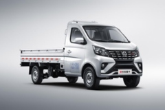 新长安星卡现金直降7000元，1.5L GDI动力低至3.29万