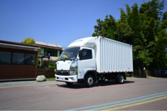 奥铃智蓝EM即将登场，又一新能源轻卡行业标杆之作！