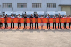 30辆奥铃智蓝HL超混轻卡交付双汇，高质量守护学生盘中餐