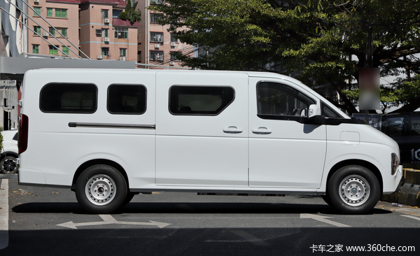 优惠0.3万 广州市睿立达V8E电动封闭厢货火热促销中 优惠0.3万 广州市睿立达V8E电动封闭厢货火热促销中