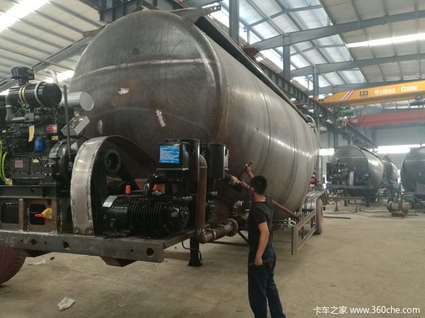 40方水泥散装罐车罐式半挂车图片