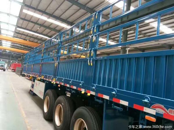 13米平直高栏仓栅式半挂车图片