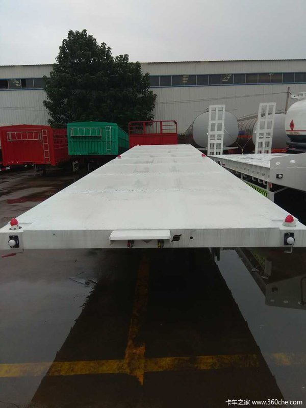 山东骏通辰陆轻量化平板半挂车平板式半挂车图片