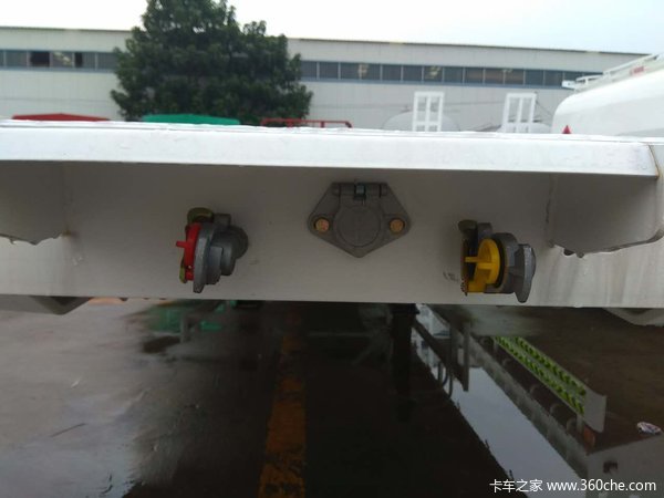 山东骏通辰陆轻量化平板半挂车平板式半挂车图片