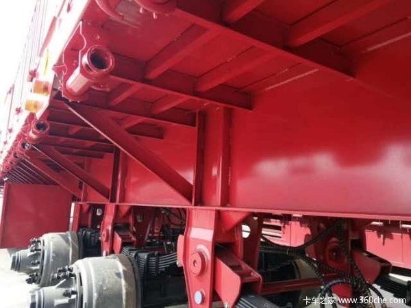 13*2.55米轻量化国标标箱厢式半挂车图片